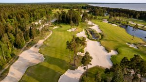 Hål 8 och 9 på Pärnu Bay Golf Links.